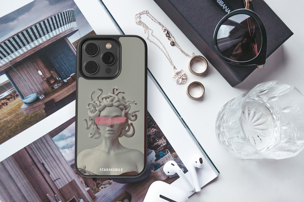 Husa Medusa Apple iPhone Impact Ultra