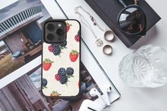 Husa Berries Apple iPhone Impact Ultra