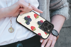 Husa Berries Apple iPhone Impact Ultra