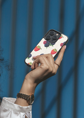 Husa Berries Apple iPhone Impact Ultra