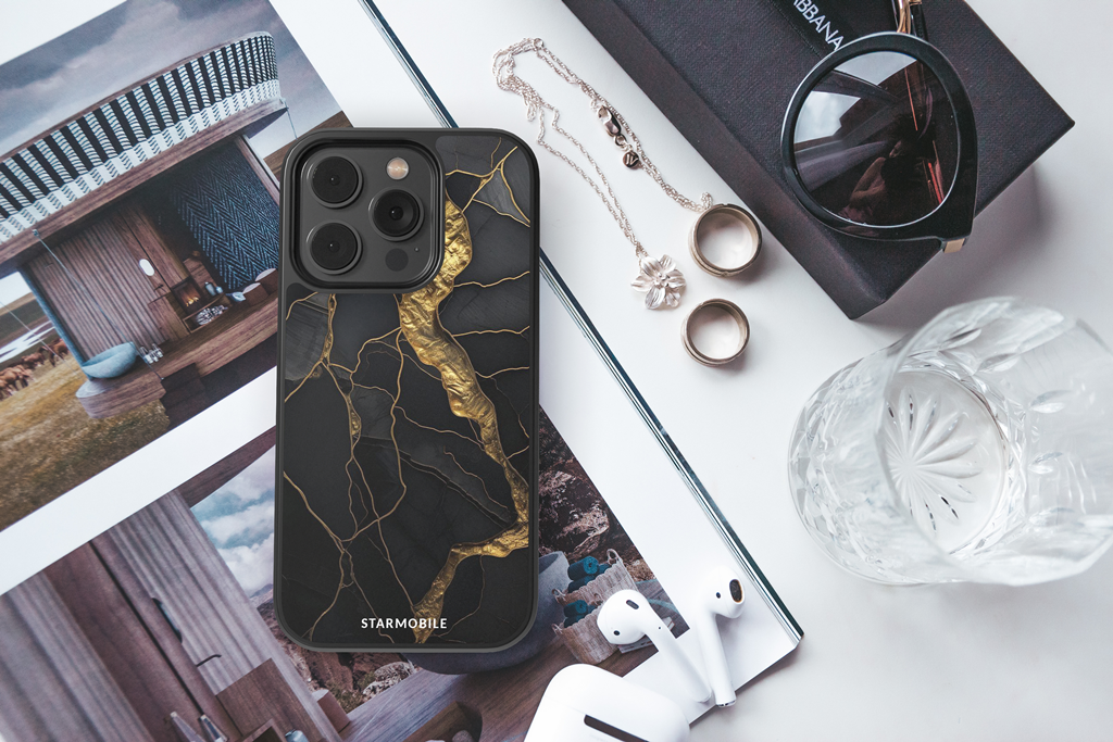 Husa Luxurious Minimalism Apple iPhone Impact Ultra
