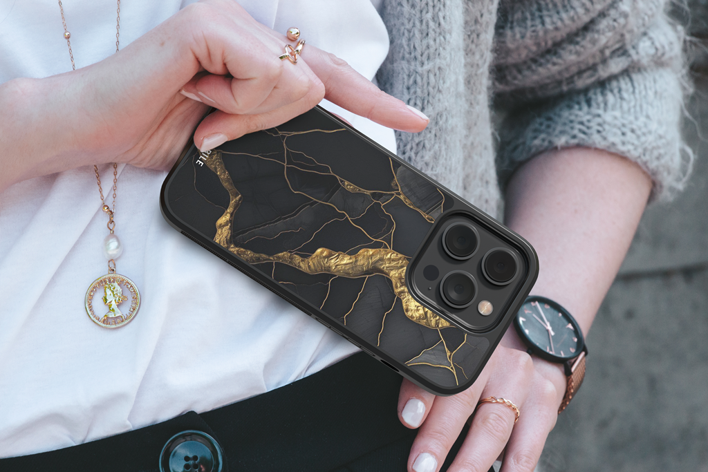 Husa Luxurious Minimalism Apple iPhone Impact Ultra